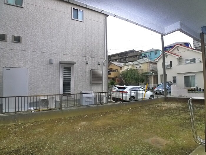 物件内観写真9　(室内からの展望)