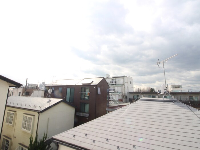 物件内観写真17　(室内からの展望)