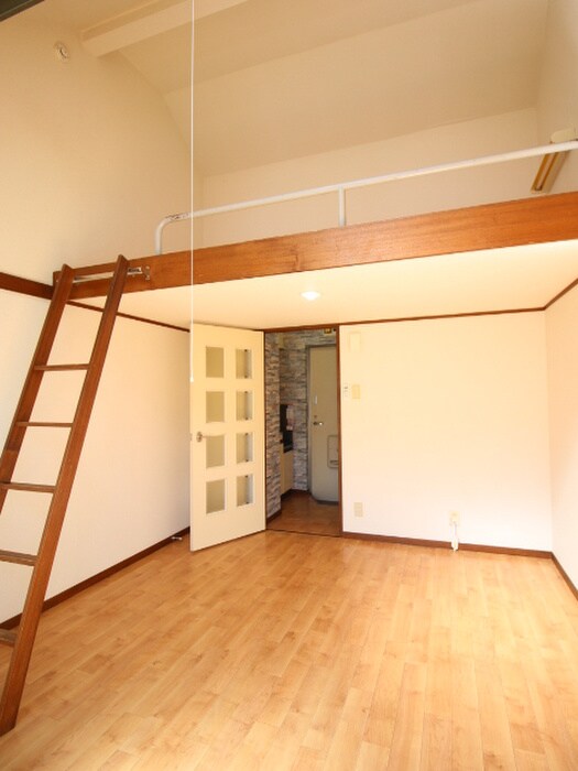 物件内観写真8　(居室)