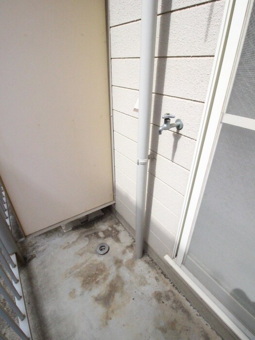 物件内観写真20　(洗濯機置場)