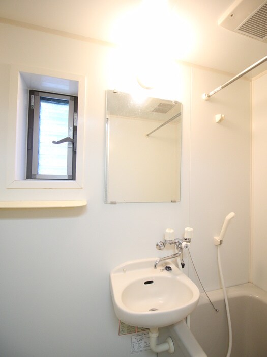 物件内観写真16　(洗面)