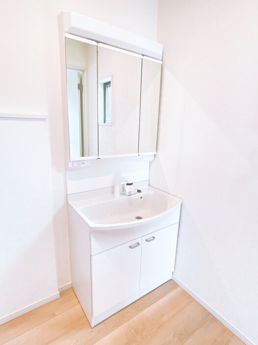 物件内観写真10　(洗面)