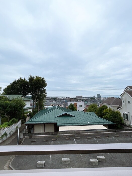 物件内観写真18　(室内からの展望)