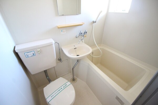 バス／シャワールーム等