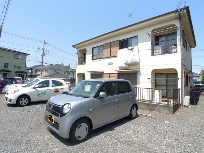 物件外観写真4　(駐車場)