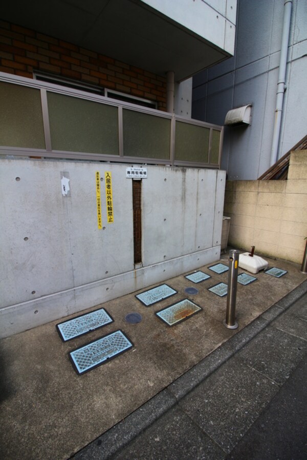 駐輪場