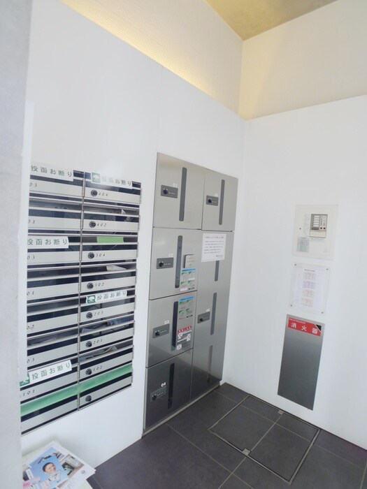 物件外観写真6　(建物設備)