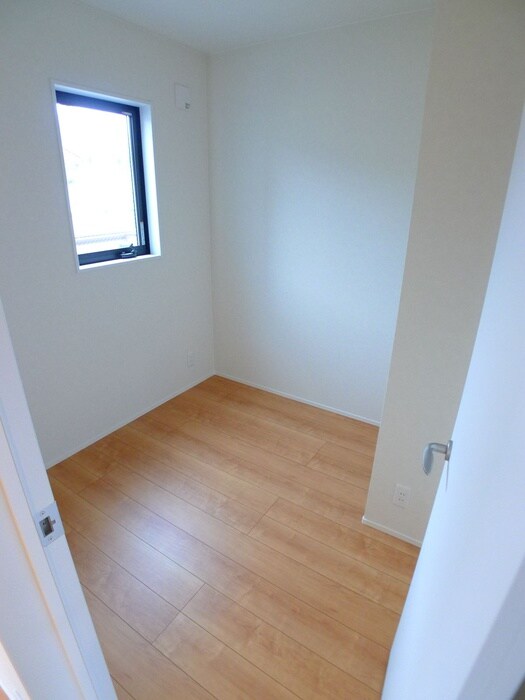 物件内観写真9　(居室)