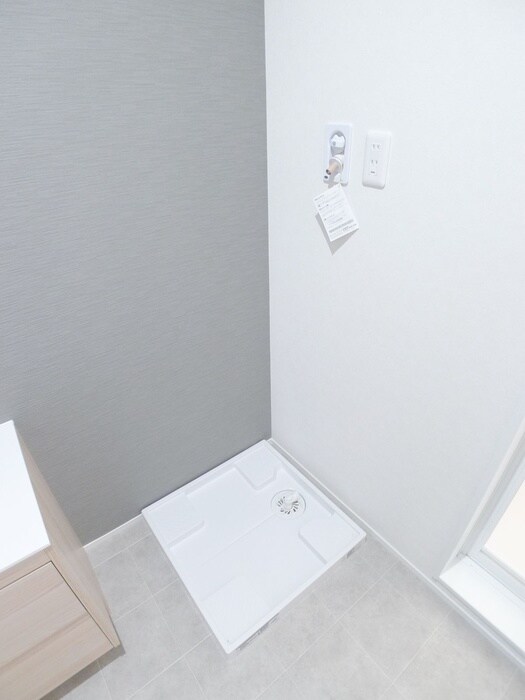 物件内観写真18　(洗濯機置場)