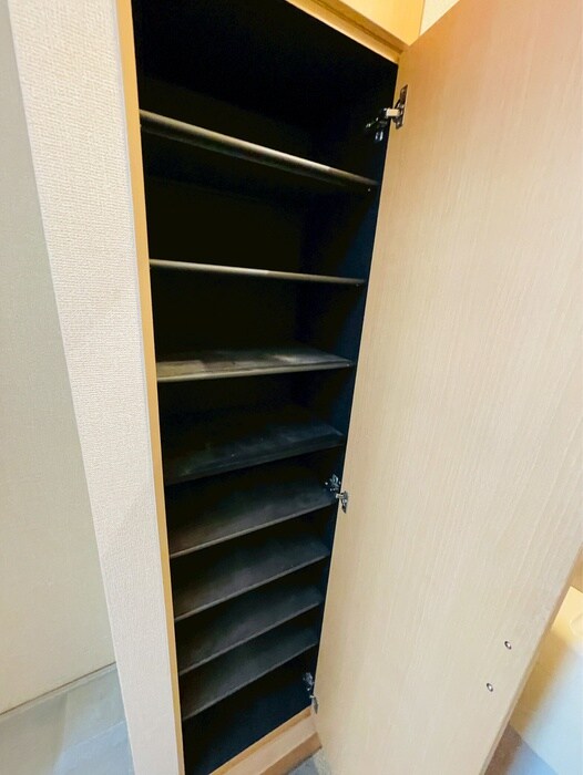 物件内観写真16　(靴箱)