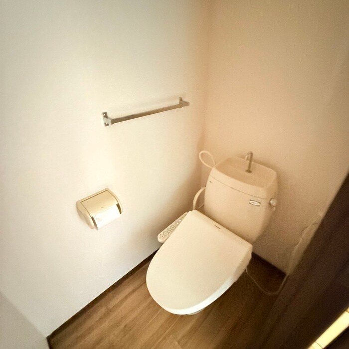 物件内観写真15　(トイレ)