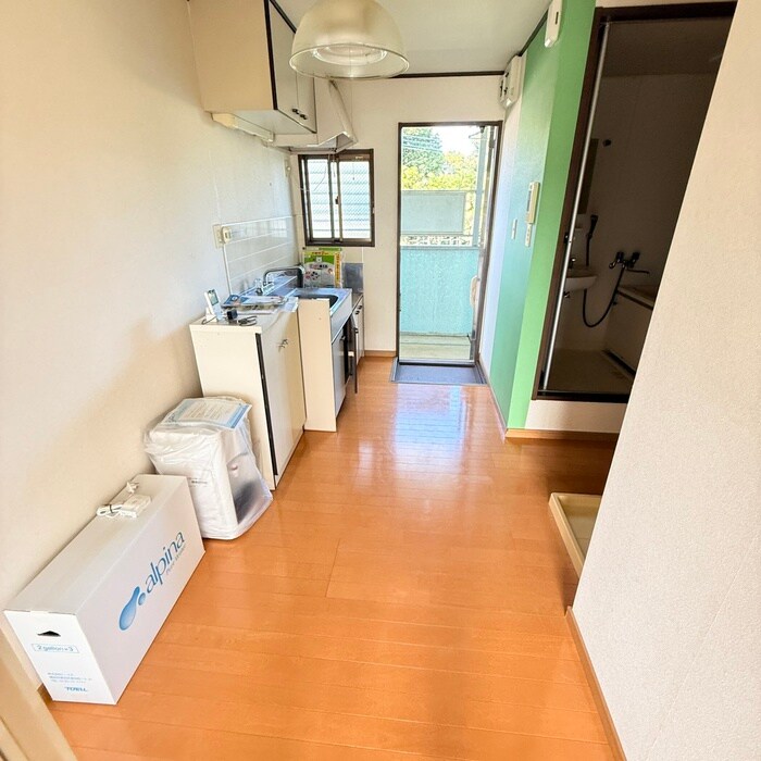 物件内観写真16　(廊下)