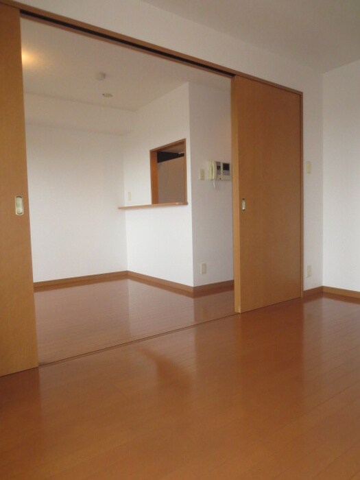 物件内観写真11　(居室)