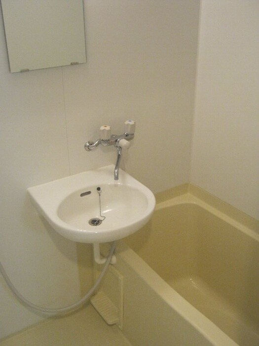 物件内観写真8　(バス／シャワールーム等)