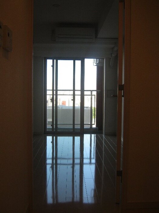 物件内観写真11　(廊下)