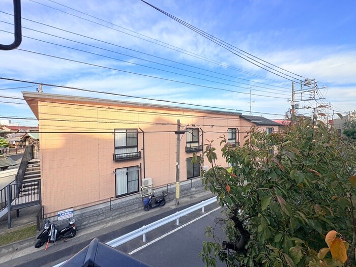 物件内観写真16　(室内からの展望)