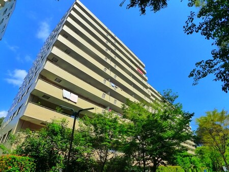 東急ﾄﾞｴﾙｽﾃｰｼﾞ21ｾﾝﾀｰｺｰﾄ参番館外観写真
