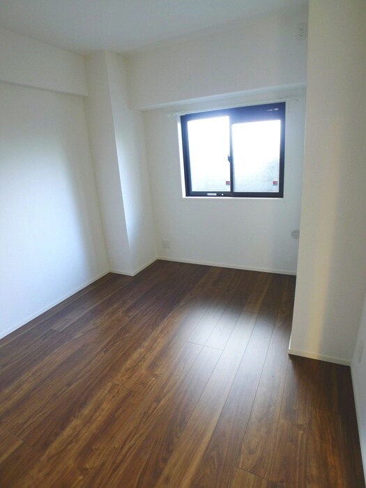 物件内観写真13　(居室)