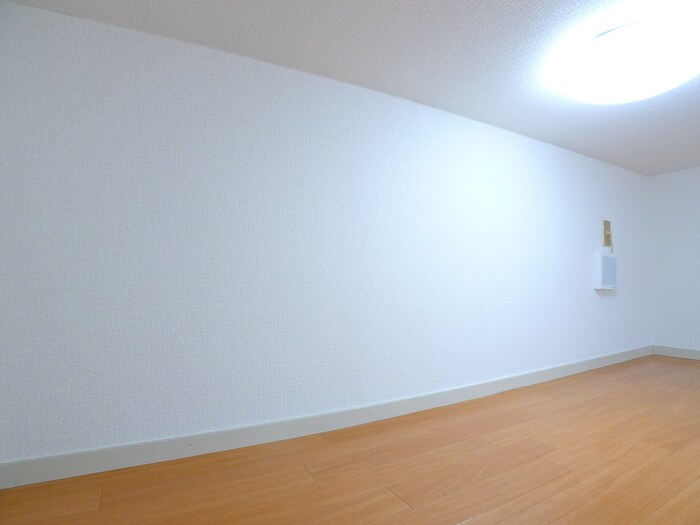 物件内観写真9　(ロフト)