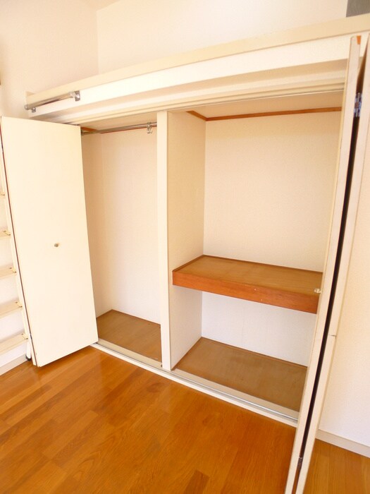 物件内観写真10　(収納)