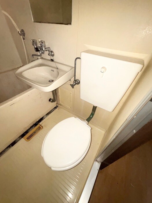 物件内観写真11　(トイレ)