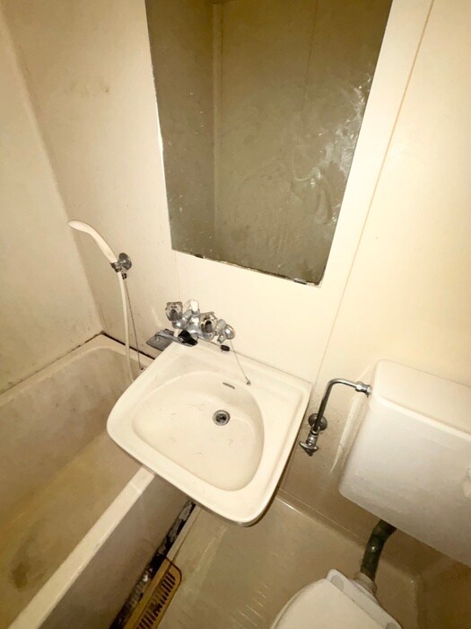 物件内観写真12　(洗面)