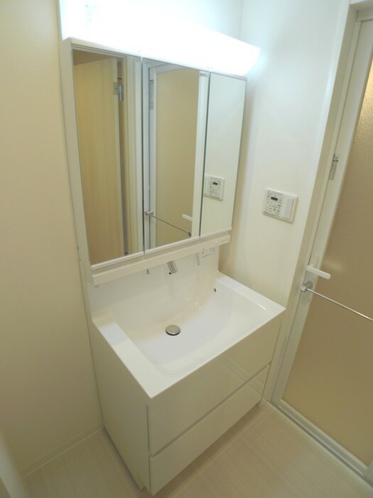 物件内観写真13　(洗面)