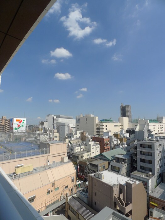 物件内観写真16　(室内からの展望)