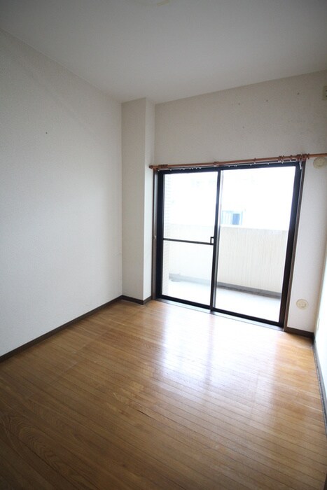 物件内観写真6　(居室)