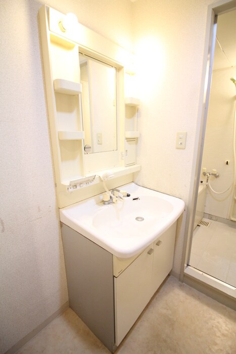 物件内観写真12　(洗面)