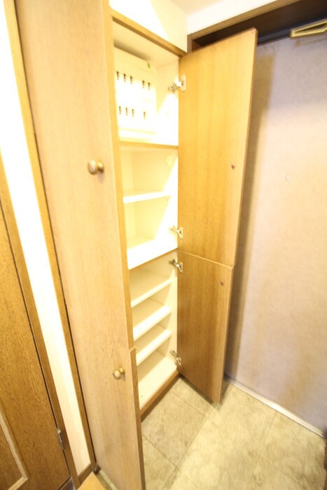 物件内観写真17　(靴箱)