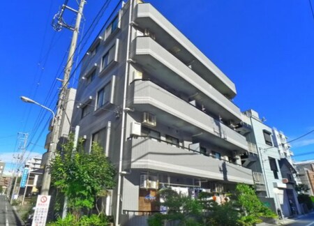 ファミ－ル植草外観写真