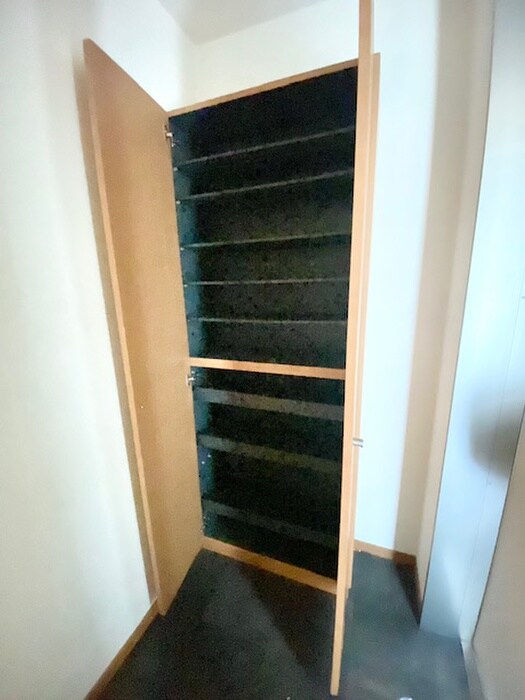 物件内観写真14　(靴箱)