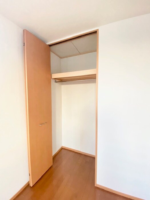 物件内観写真18　(収納)