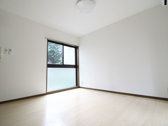 物件内観写真14　(居室)