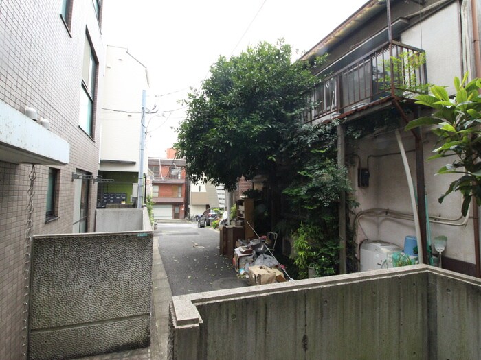 物件内観写真22　(室内からの展望)