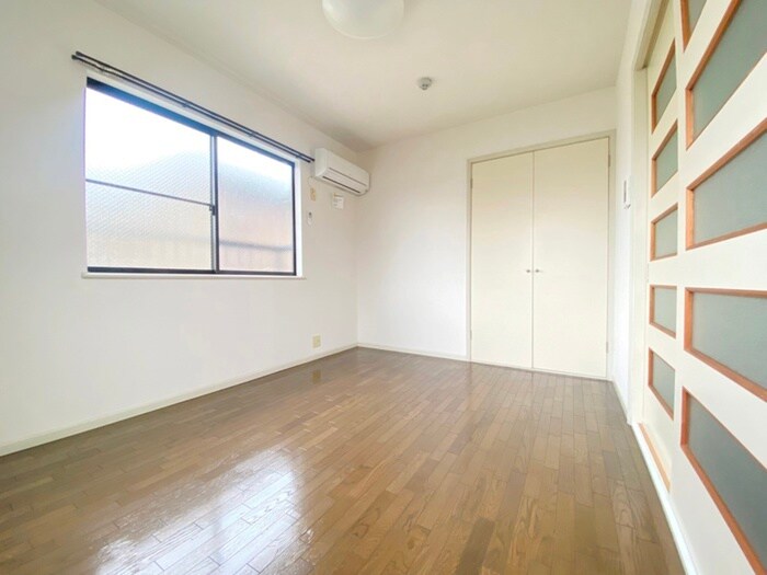 物件内観写真10　(居室)