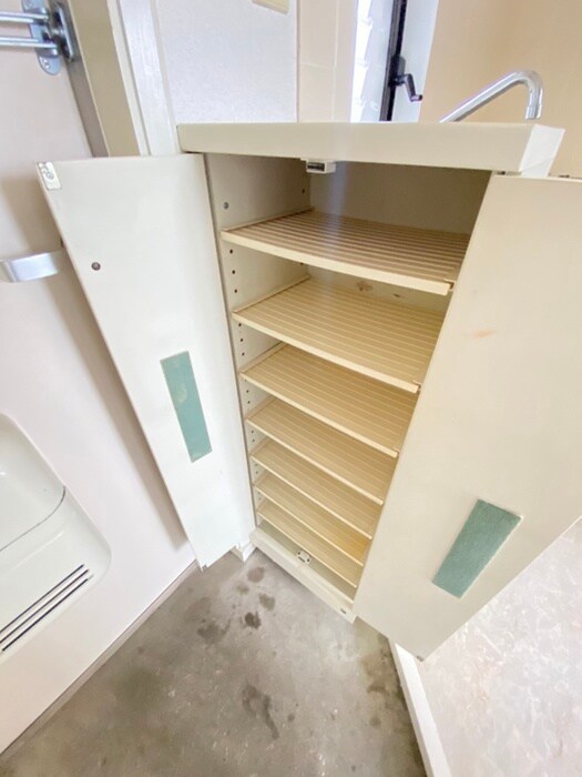 物件内観写真15　(靴箱)