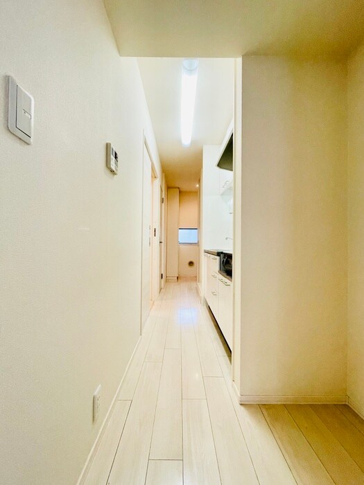 物件内観写真19　(廊下)