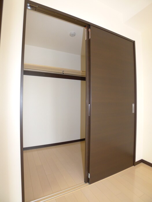 物件内観写真10　(収納)
