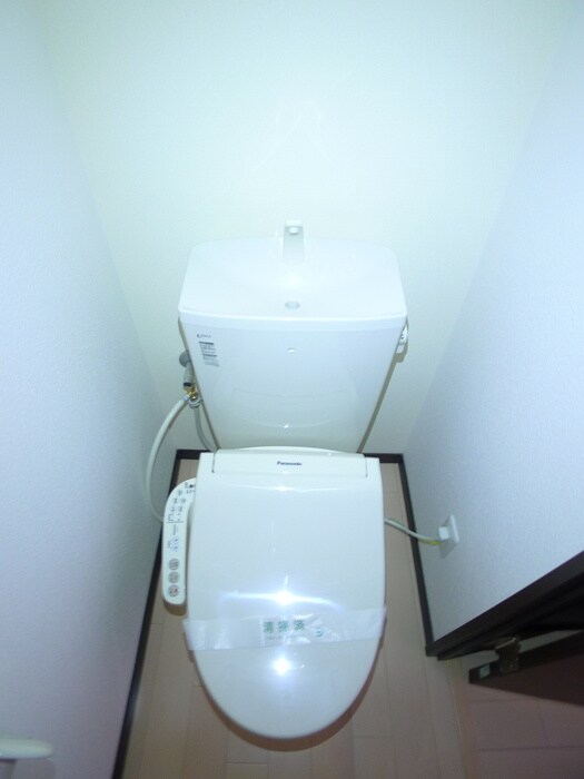 物件内観写真14　(トイレ)