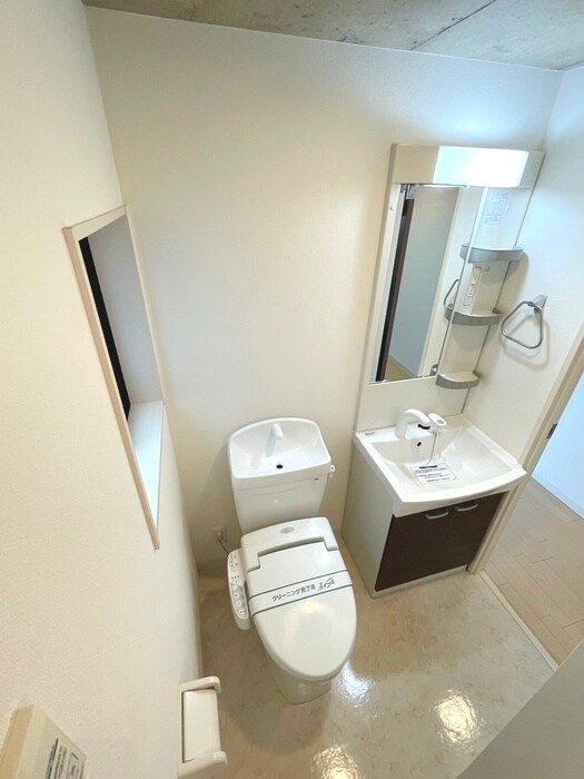 物件内観写真13　(トイレ)