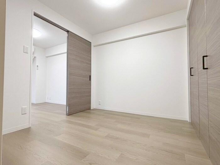 物件内観写真9　(居室)