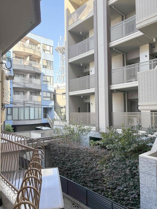 物件内観写真17　(室内からの展望)