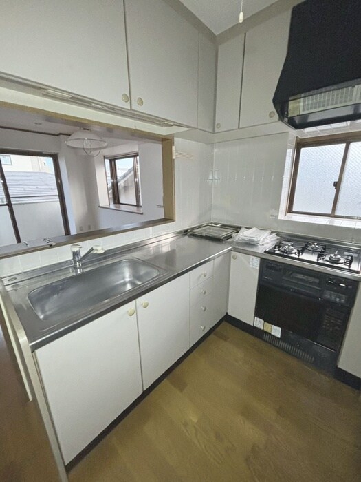 物件内観写真2　(キッチン)