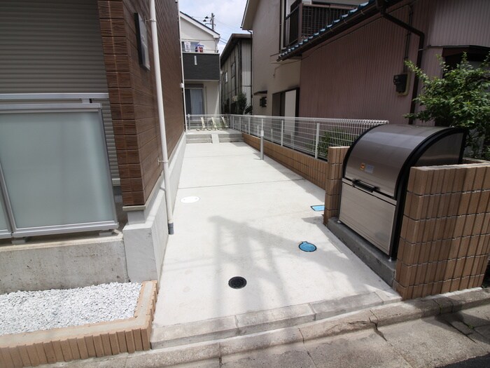 物件外観写真2　(外観写真)