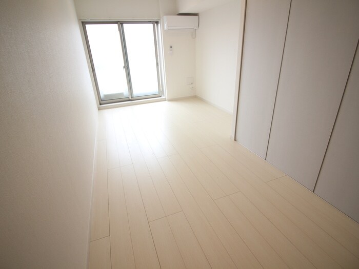 物件内観写真15　(居室)