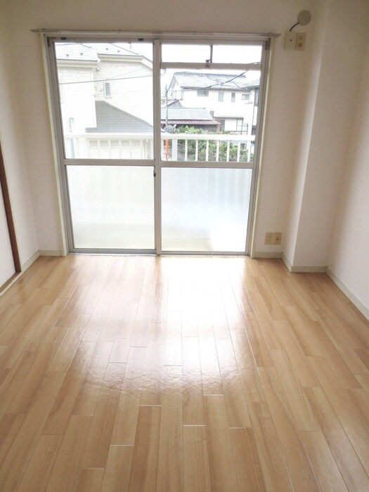 物件内観写真5　(居室)