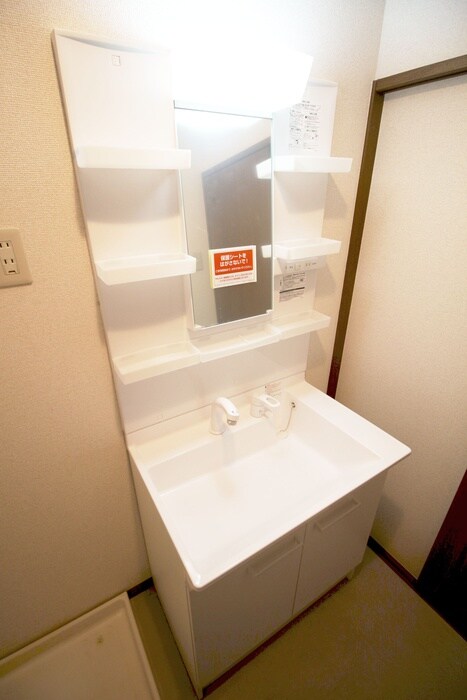 物件内観写真12　(洗面)