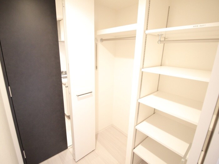 物件内観写真14　(収納)
